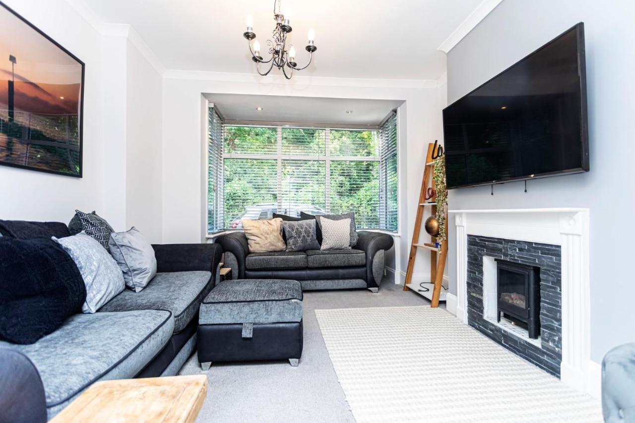 Modern 3 Bed, Heart Of Ashley Cross, 5 Mins To Sandbanks Poole Bagian luar foto